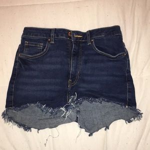 High waisted stretchy denim shorts